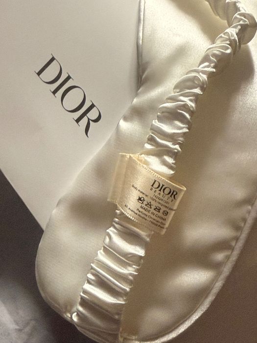 Dior маска за сън