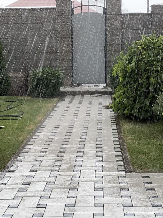Укладка брусчатки, тротуарной плитки