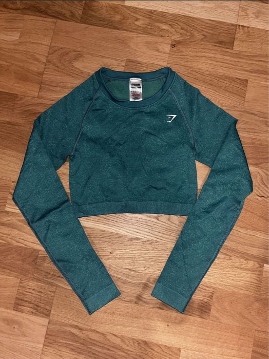 Gymshark черен и зелен топ