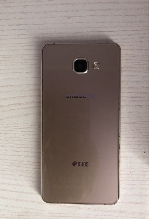 Продам Samsung Galaxy A7