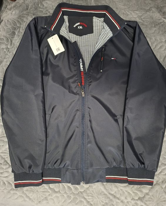 Geaca de primavara Tommy Hilfiger XL.