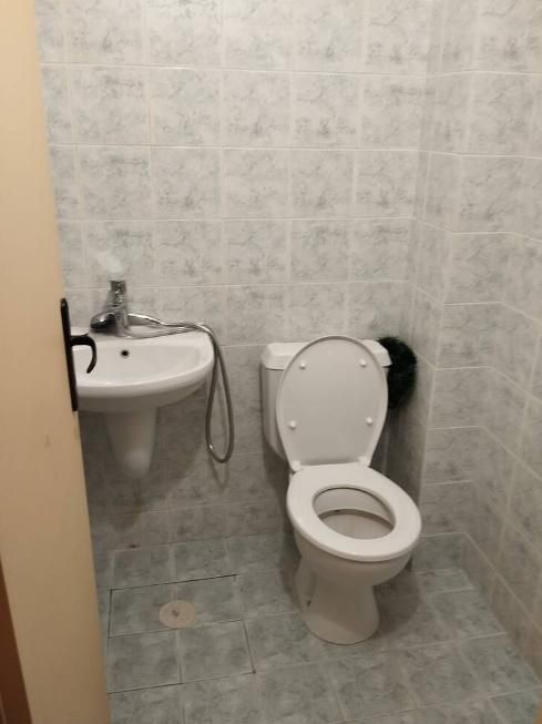 Дава се под наем Двустаен апартамент в Пловдив, Кършияка - 64 кв.м за 383 € - Снимка #4