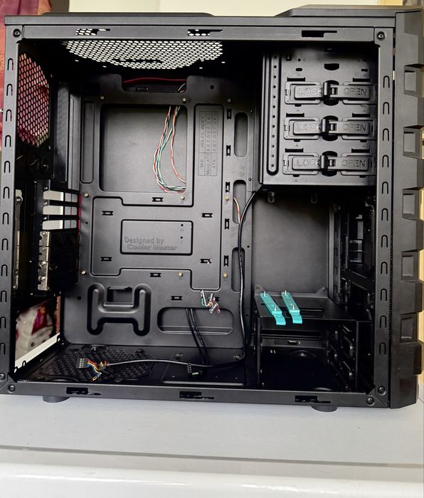 Кутия за компютър  Cooler master Haf  912 и 932  advanced
