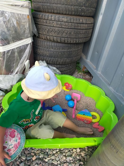 Продам песочницу-бассейн