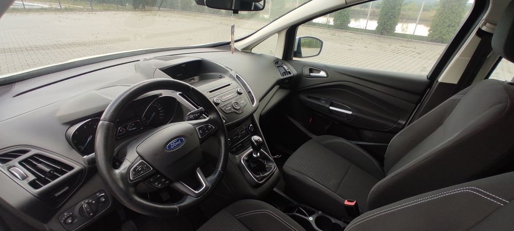 Ford C-Max 1.5 TDCi 120 CP Manuală 55.900 km Preț Avantajos