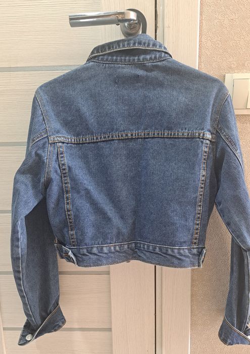 Продам джинсовки женские