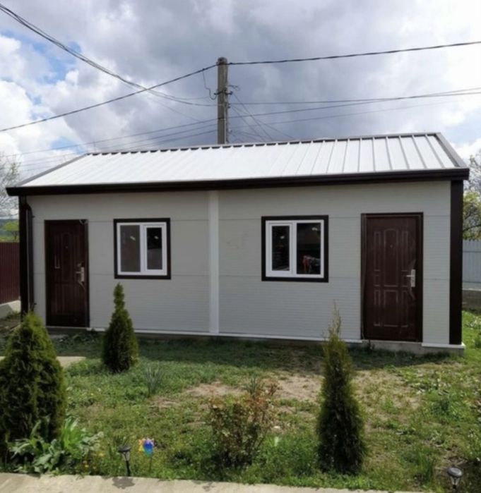 Vindem case pe structură metalică