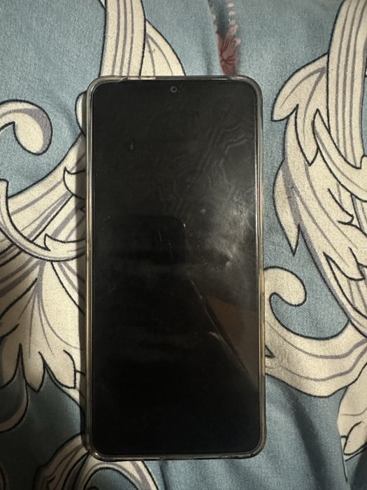 Vivo Y04,в хорошем качестве