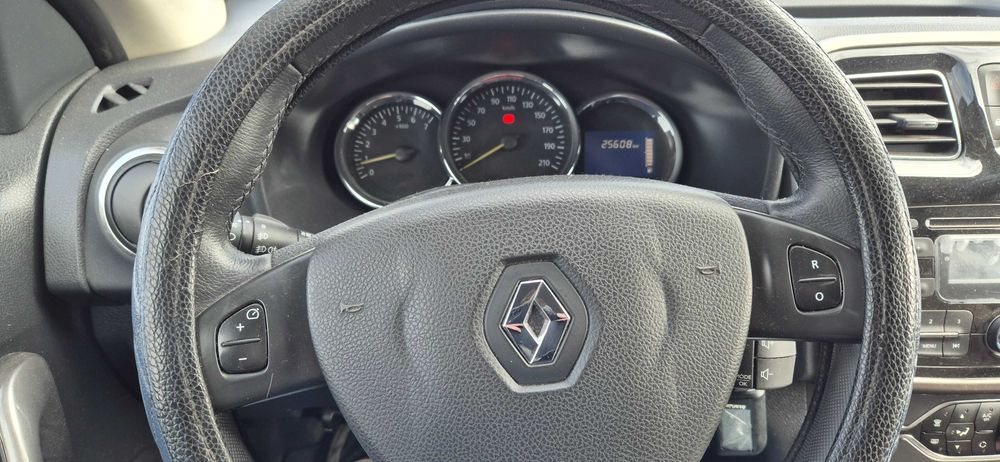 Продаю Renault Logan 2