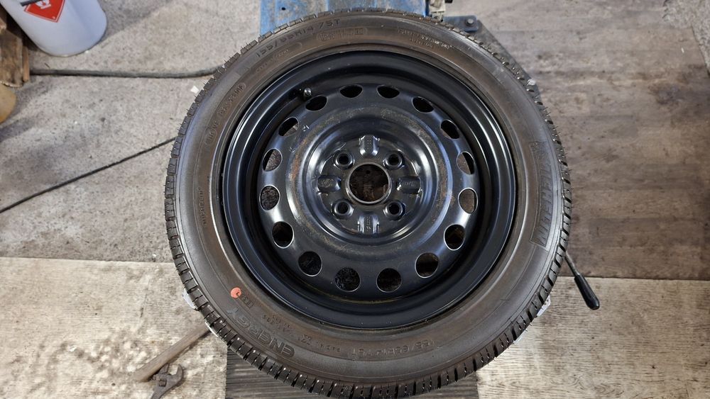 Резервна гума Тойота Ярис