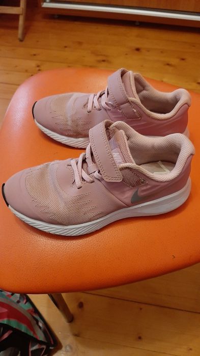 Vand adidași/ghete/cizme de fete (Puma,Nike,Adidas,Geox,etc)!