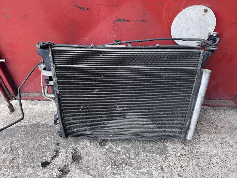 Radiator racire motor radiator clima AC electroventilator Hyundai i30 Kia Ceed 2007-2012