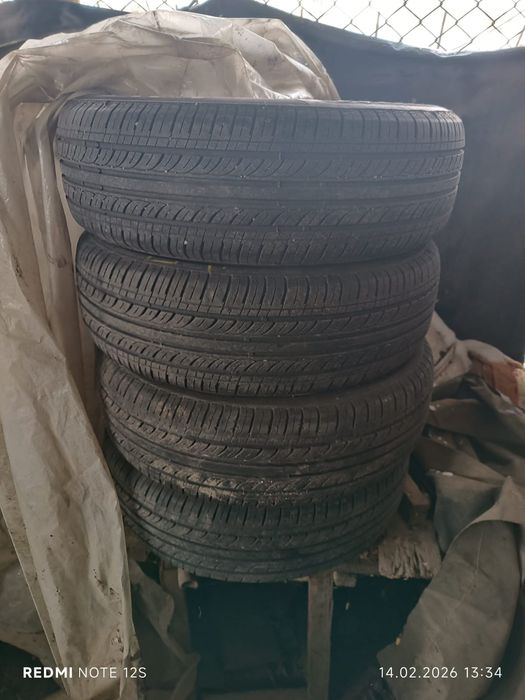 Продам резину (лето)