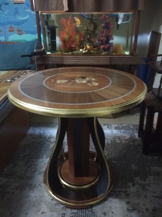 Столик десертный