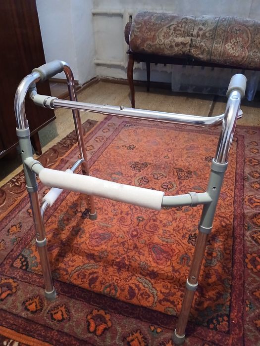 Ходунки стальные