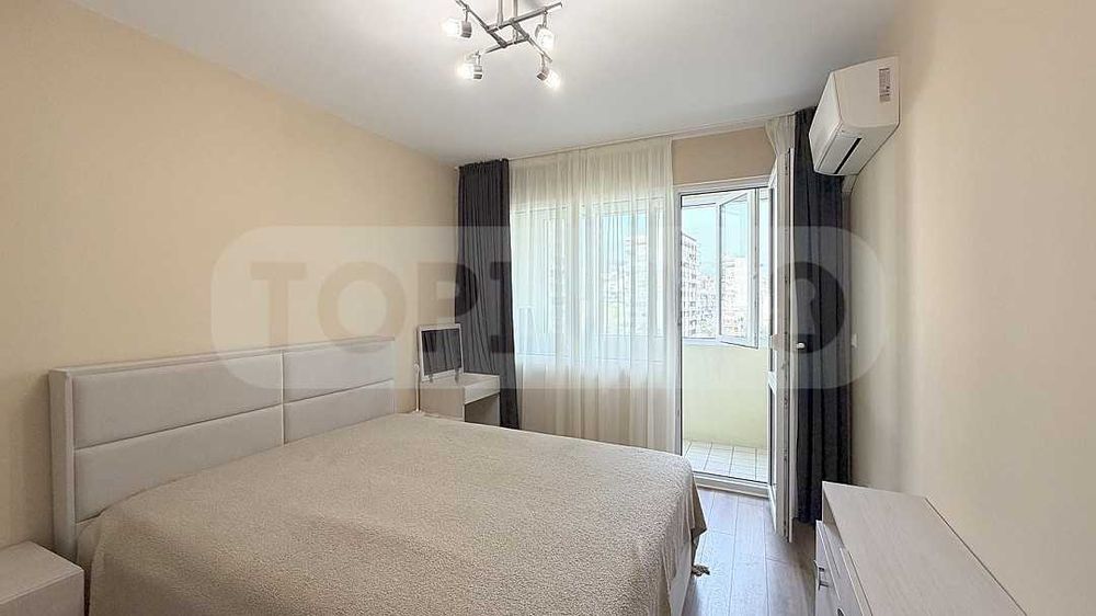 Апартамент с три стаи под наем в квартал Чайка