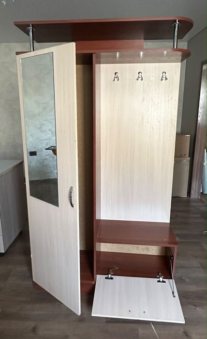 Продается прихожая