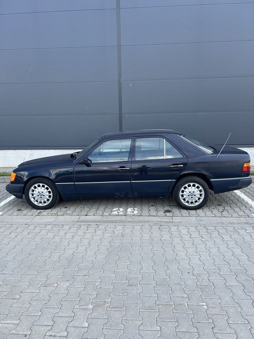 MERCEDES-BENZ E-Class 1991 — imagine 5