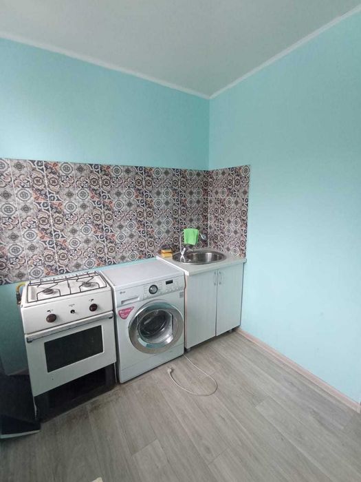 Продам 2 комн. квартиру в Уральске