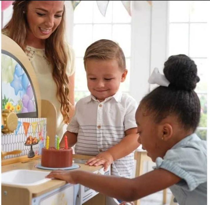 Дървена детска кухня KidKraft НОВА НЕРАЗОПАКОВАНА