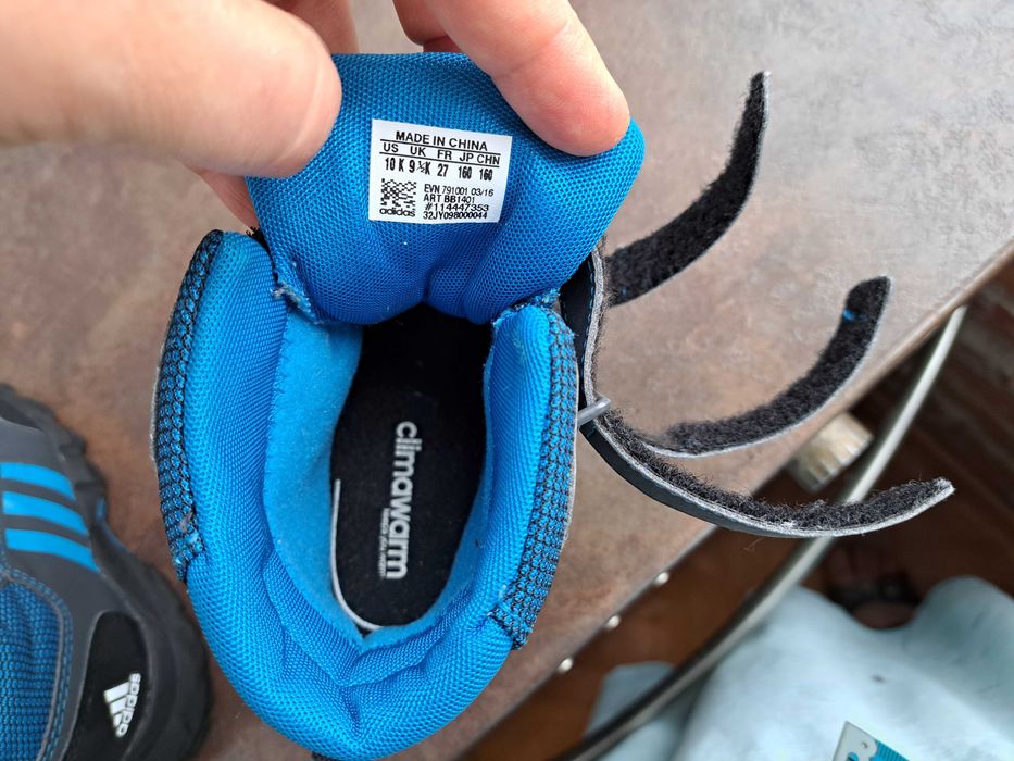 детски ботуши,зимни обувки,боти,апрески,Adidas номер27 за момче,адид