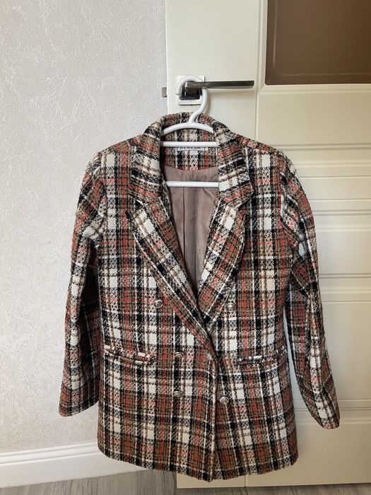 Твидовый пиджак 44 размера