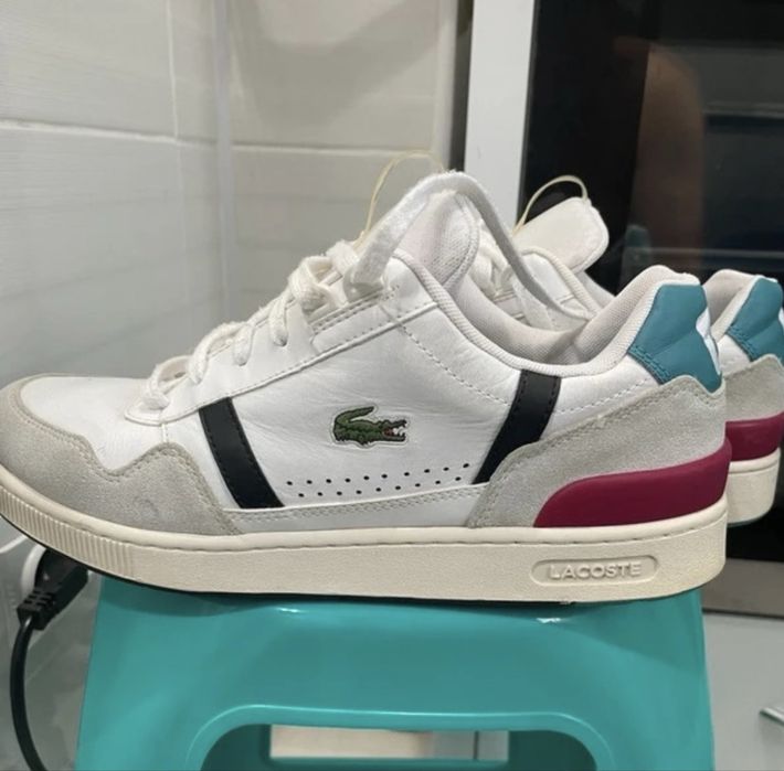 Sneakersi Tenisi Adidasi Lacoste