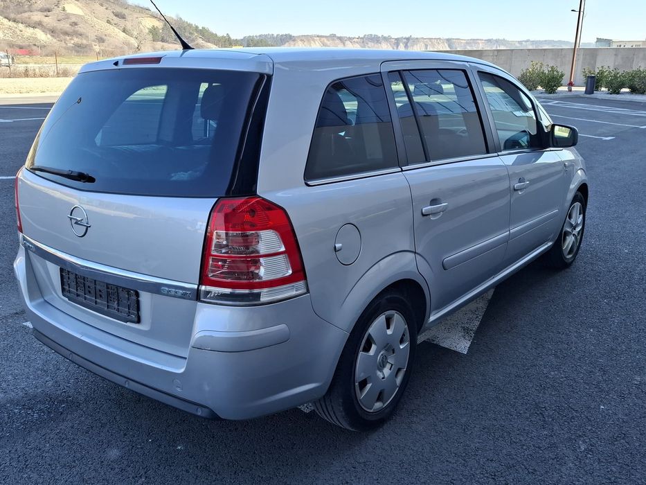 Vând Opel ZAFIRA 7 locuri