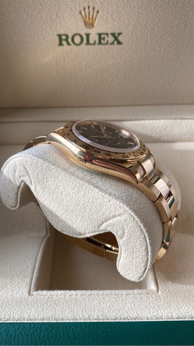 Часовник Rolex Daytona 18K Yellow Gold Black Dial