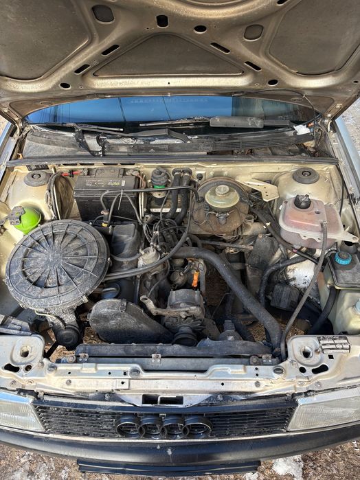 Ауди 80 1.8 мотор на части