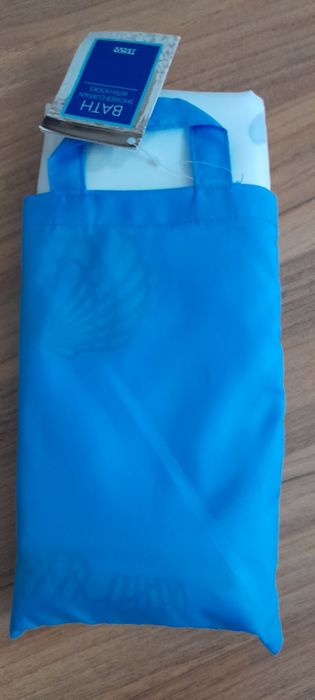 Штора  для ванной комнаты .