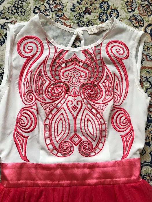 Продам женское платье