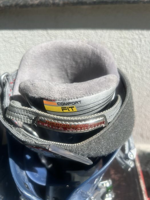 Clapari Nordica , 26-26.5  unisex - stare foarte buna