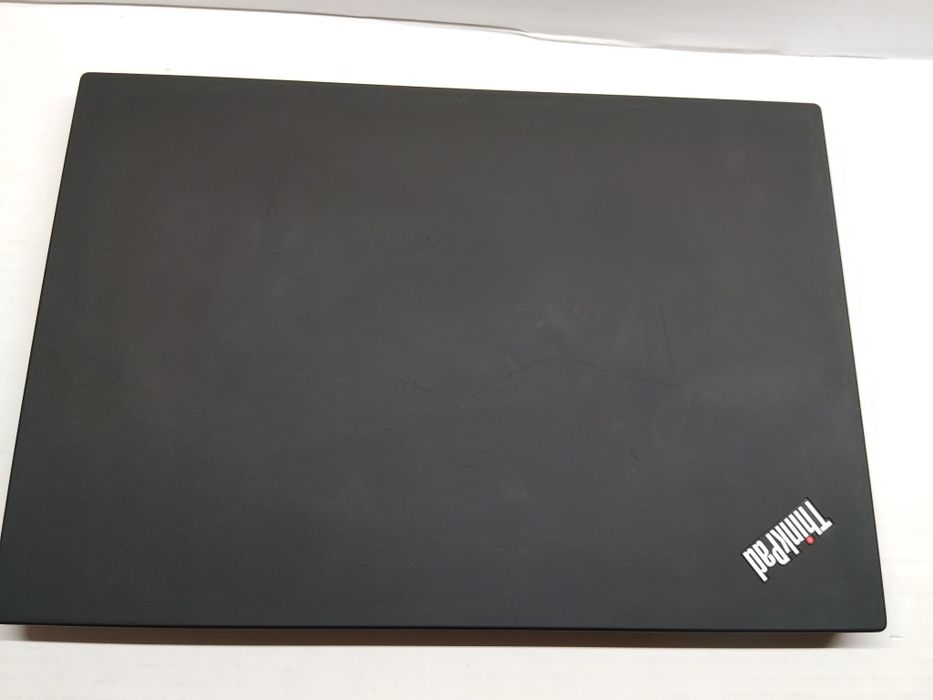 Lenovo P14s Undercover :) i7 gen 11,16gb RAM ,t500 gpu,256gb