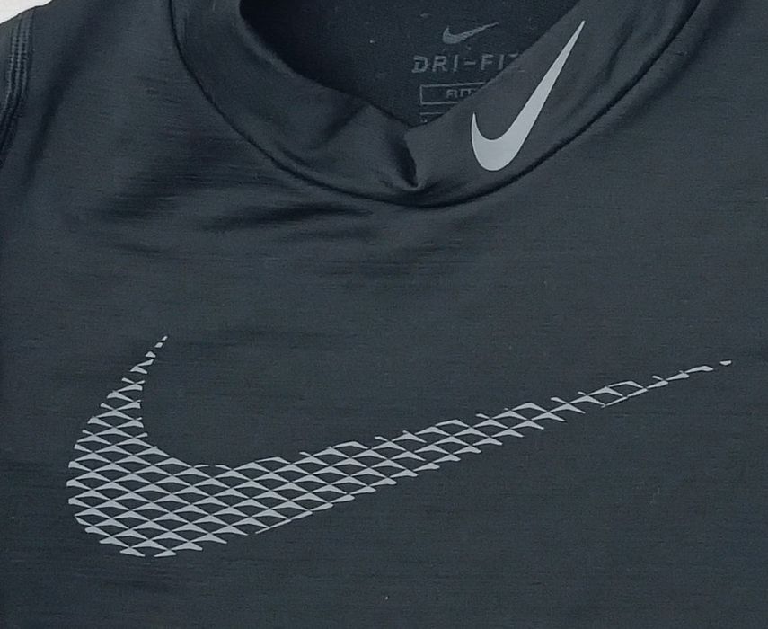 Nike Pro Dri Fit Hyperwarm оригинална блуза ръст 137 147см Найк спорт 