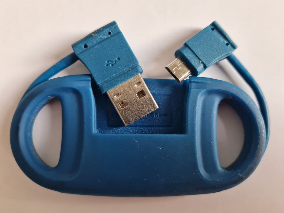 Cabluri USB, HDMI, Lightning