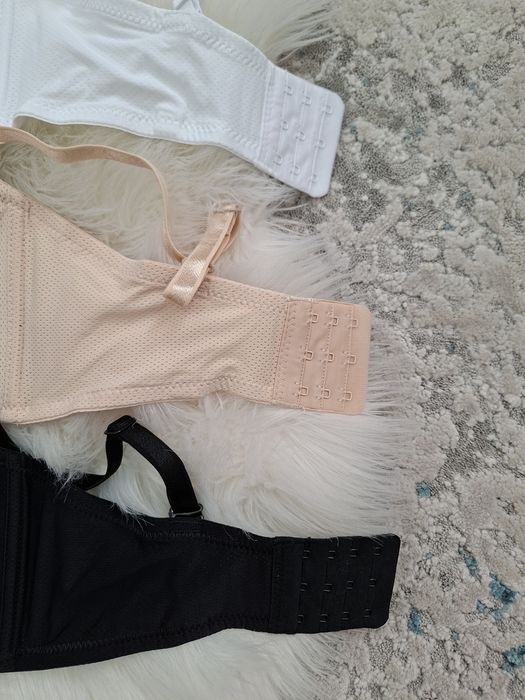 Set 3 sutiene 75 B cu push up