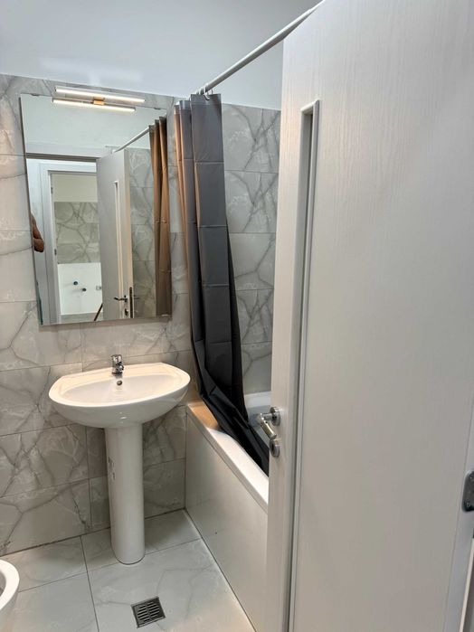 Proprietar, inchiriez garsoniera in bloc nou, Militari Residence, Weiner Palada 16, disponibila  imediat
