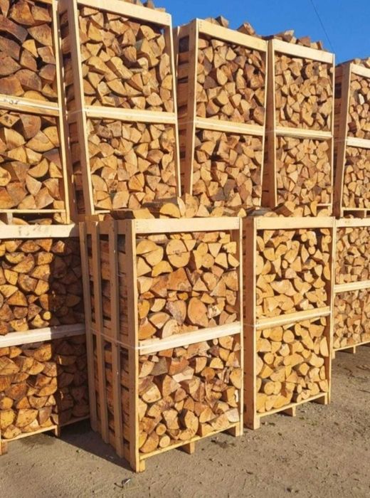 Oferta lemne de foc paletizat gata tăiate crăpate