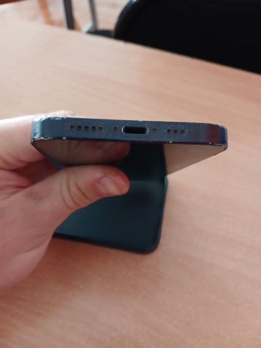 Продам айфон 12 128gb