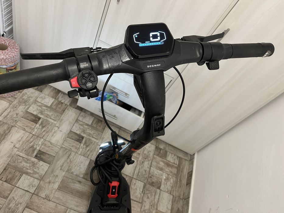 Vand trotineta electrica segway zt3Pro