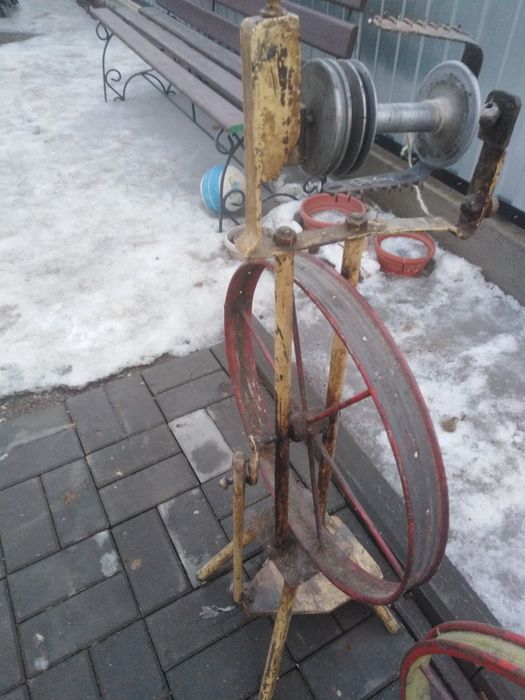 Продам прялки