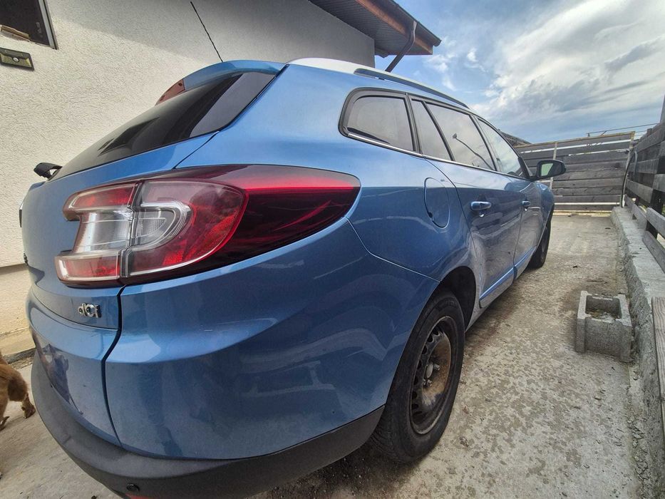 Renault Megane 3 albastru 2013
