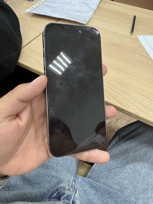 Продам Iphone 14 pro