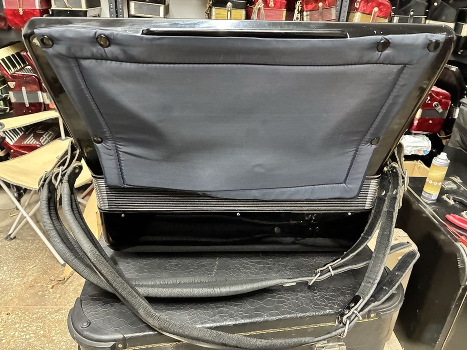 Acordeon Parrot/Scandalli cu 120 de basi
