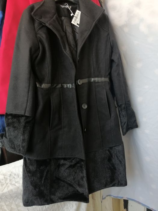 Продавам - Палта