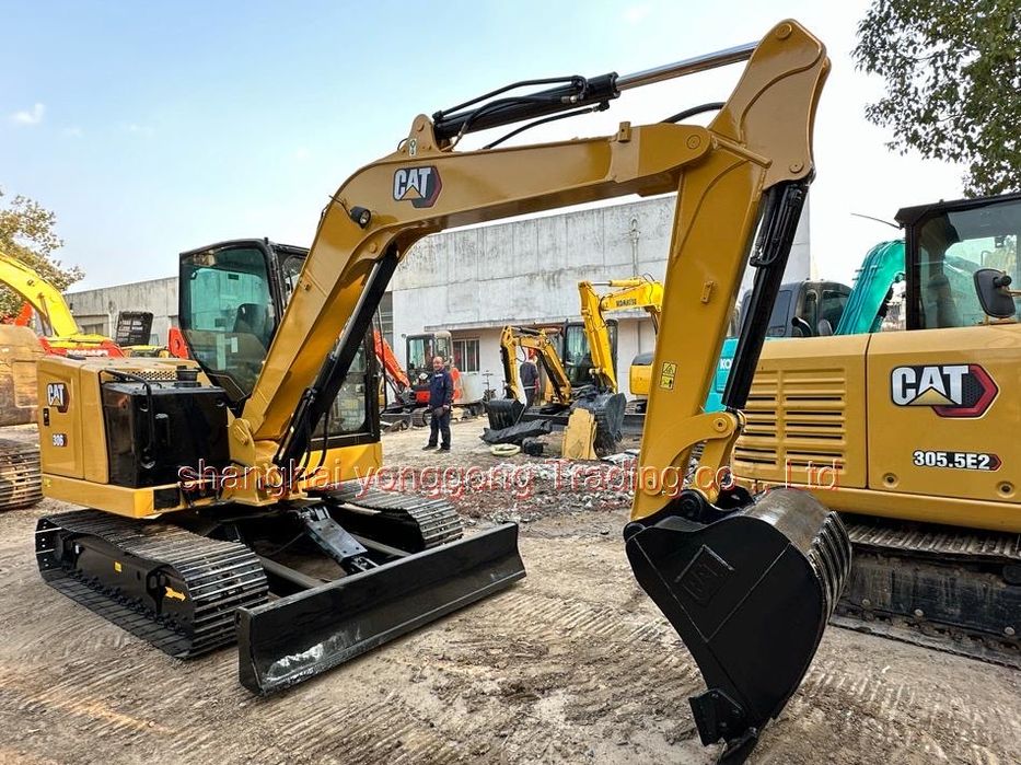 Сдам в аренду мини-экскаватор (блоха)