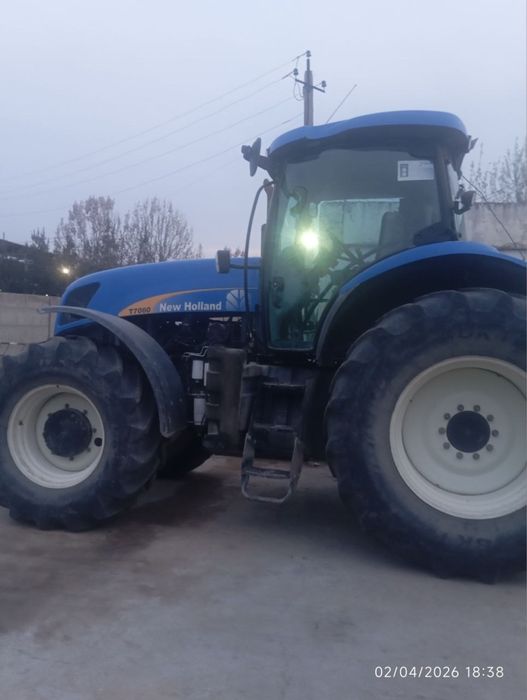 New Holland T7060 Traktori