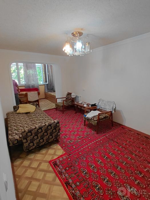 Продам 2 ком квартиру  на 2 этаже в кирпичного доме