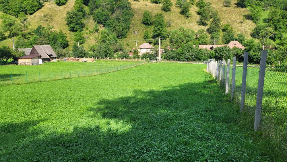 Teren de vânzare